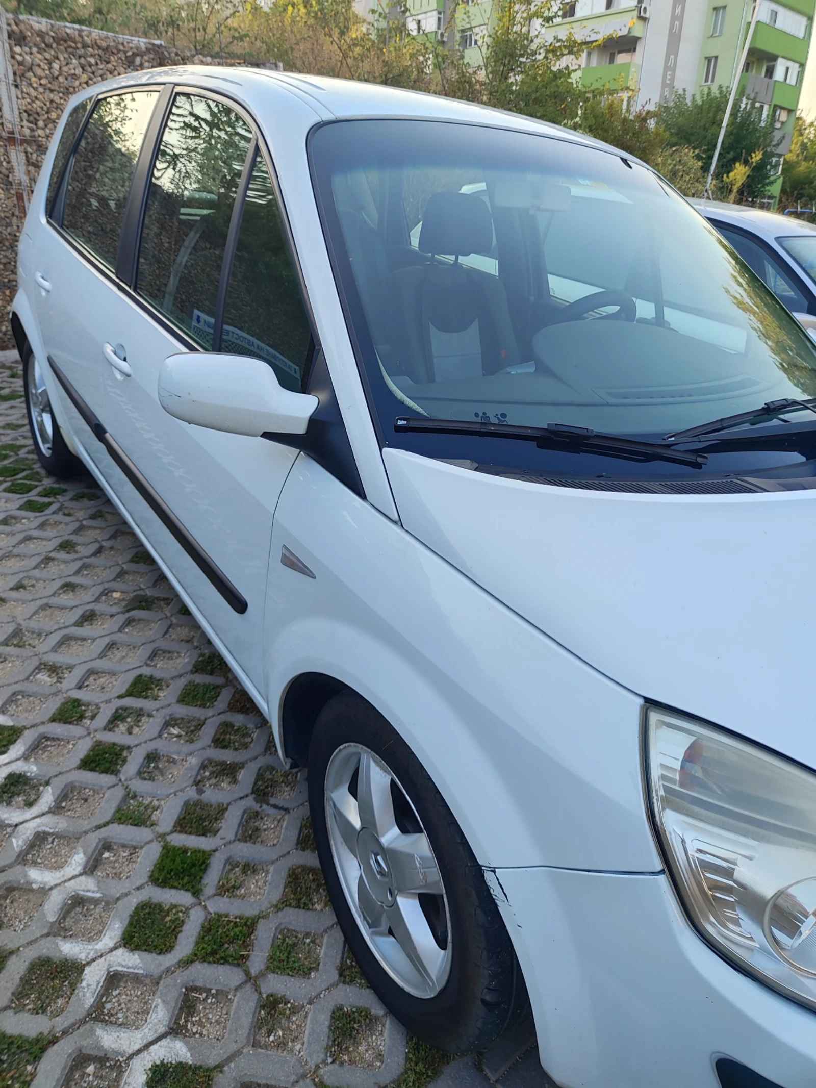 Renault Scenic  - изображение 2