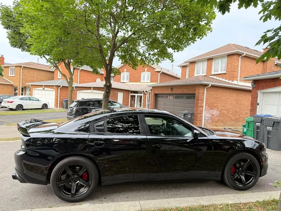 Dodge Charger SXT * * CARFAX * * АВТО КРЕДИТ * *  - изображение 6