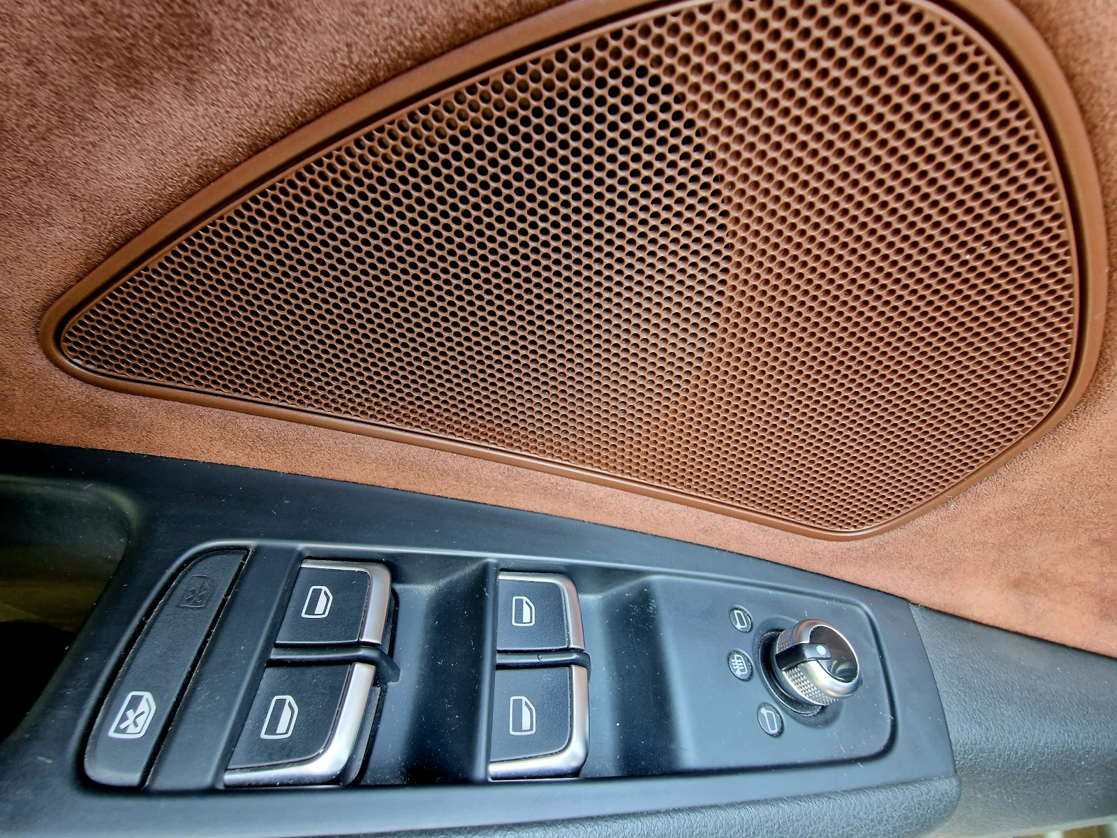 Audi A8, снимка 16 - Автомобили и джипове - 53747737