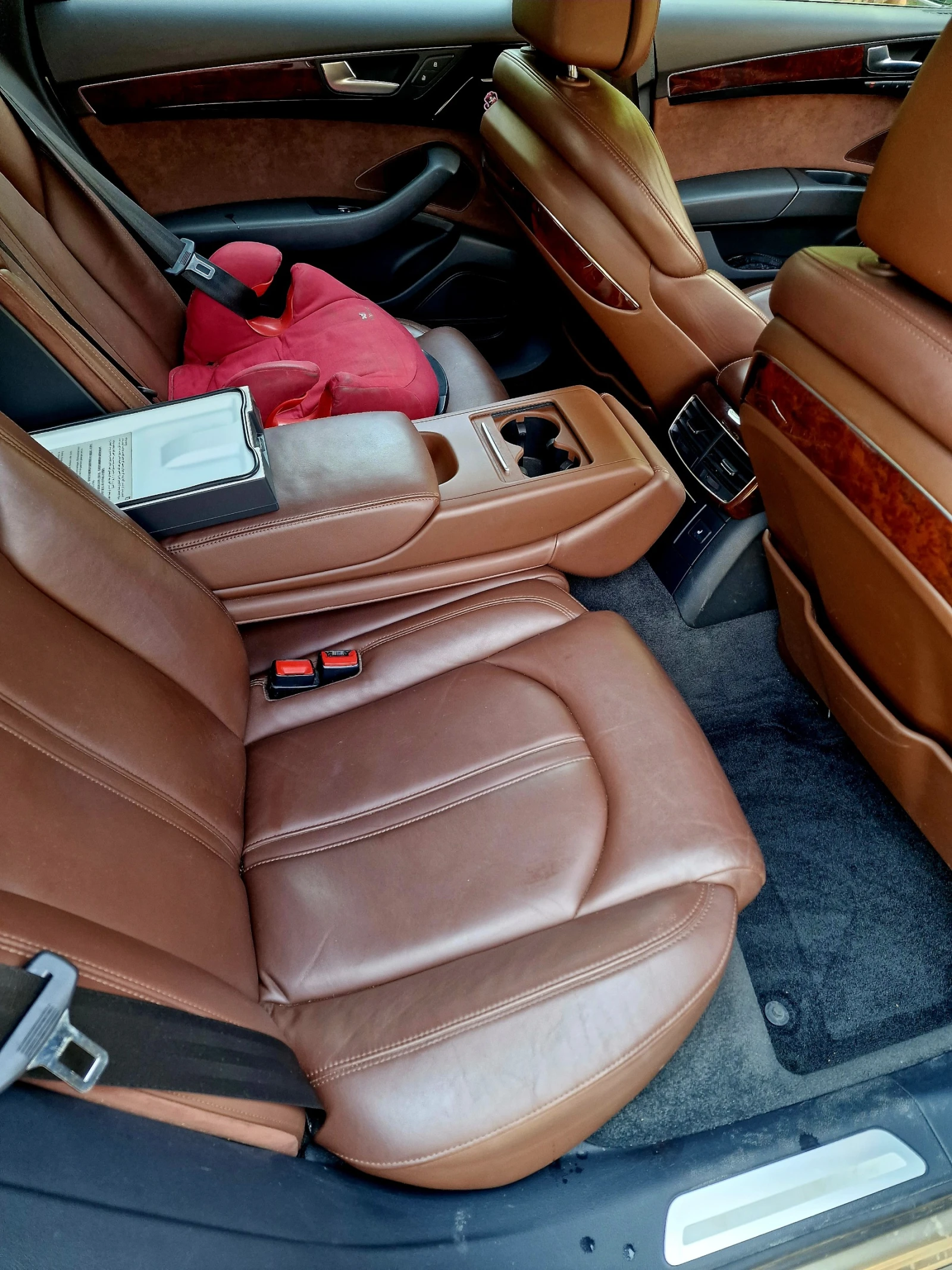 Audi A8, снимка 8 - Автомобили и джипове - 53747737