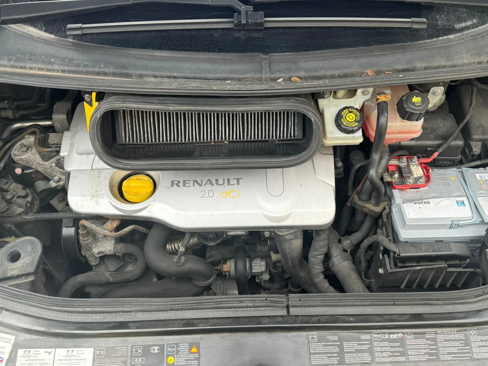 Renault Espace 2.0 D 173ps, снимка 9 - Автомобили и джипове - 53936511