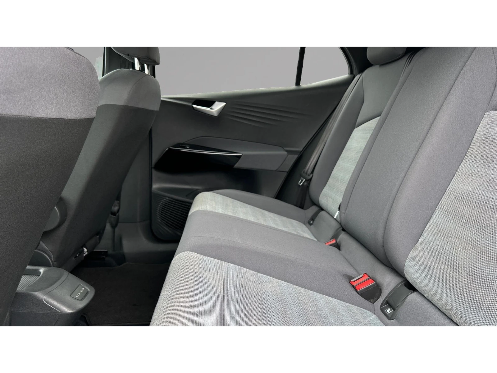 VW ID.3 Pro 204 h.p.  62kwh, Месечна вноска от 281  , снимка 11 - Автомобили и джипове - 54119116