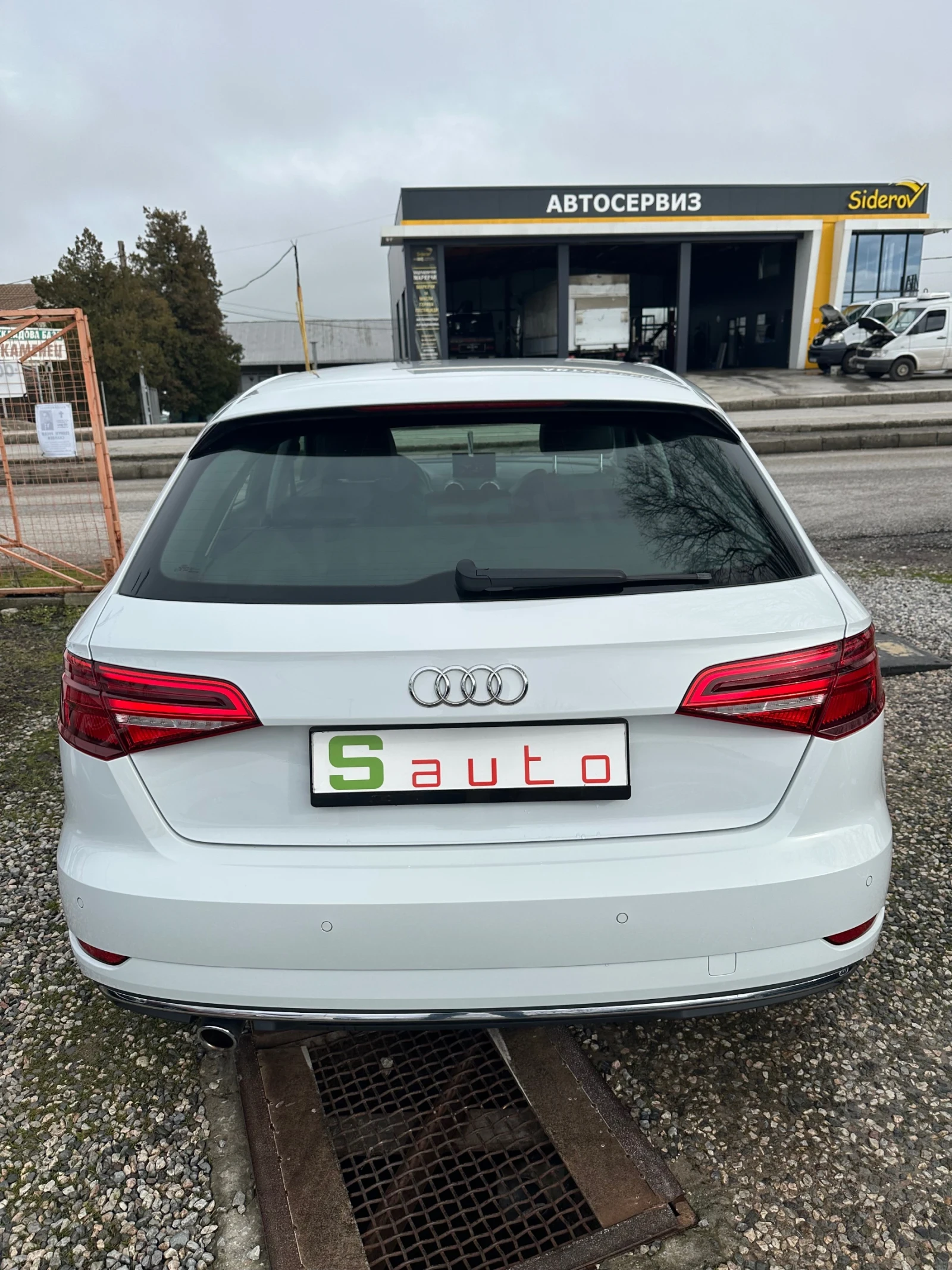 Audi A3 1.6TDI MATRIX , снимка 4 - Автомобили и джипове - 54175734