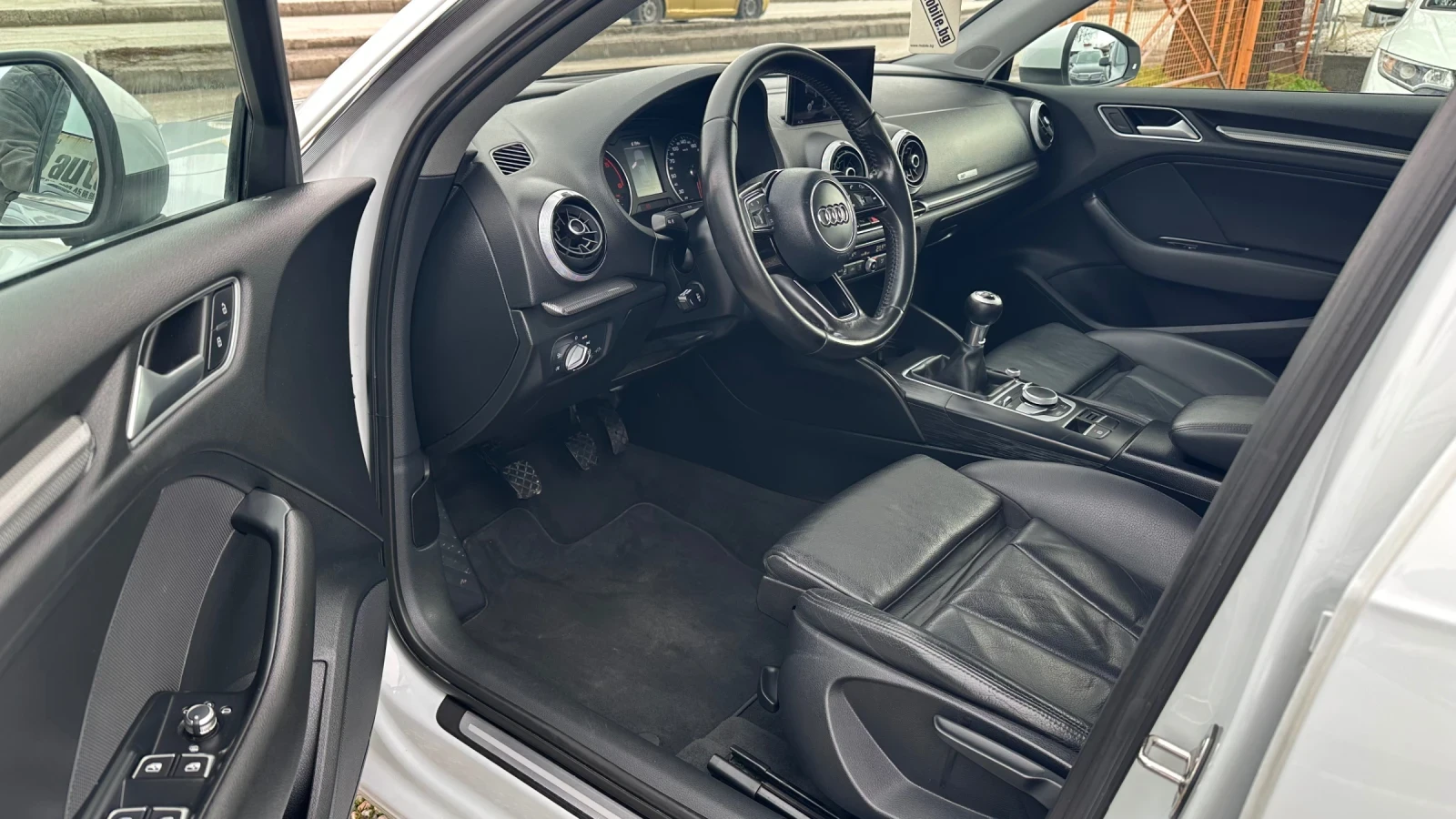 Audi A3 1.6TDI MATRIX , снимка 8 - Автомобили и джипове - 54175734