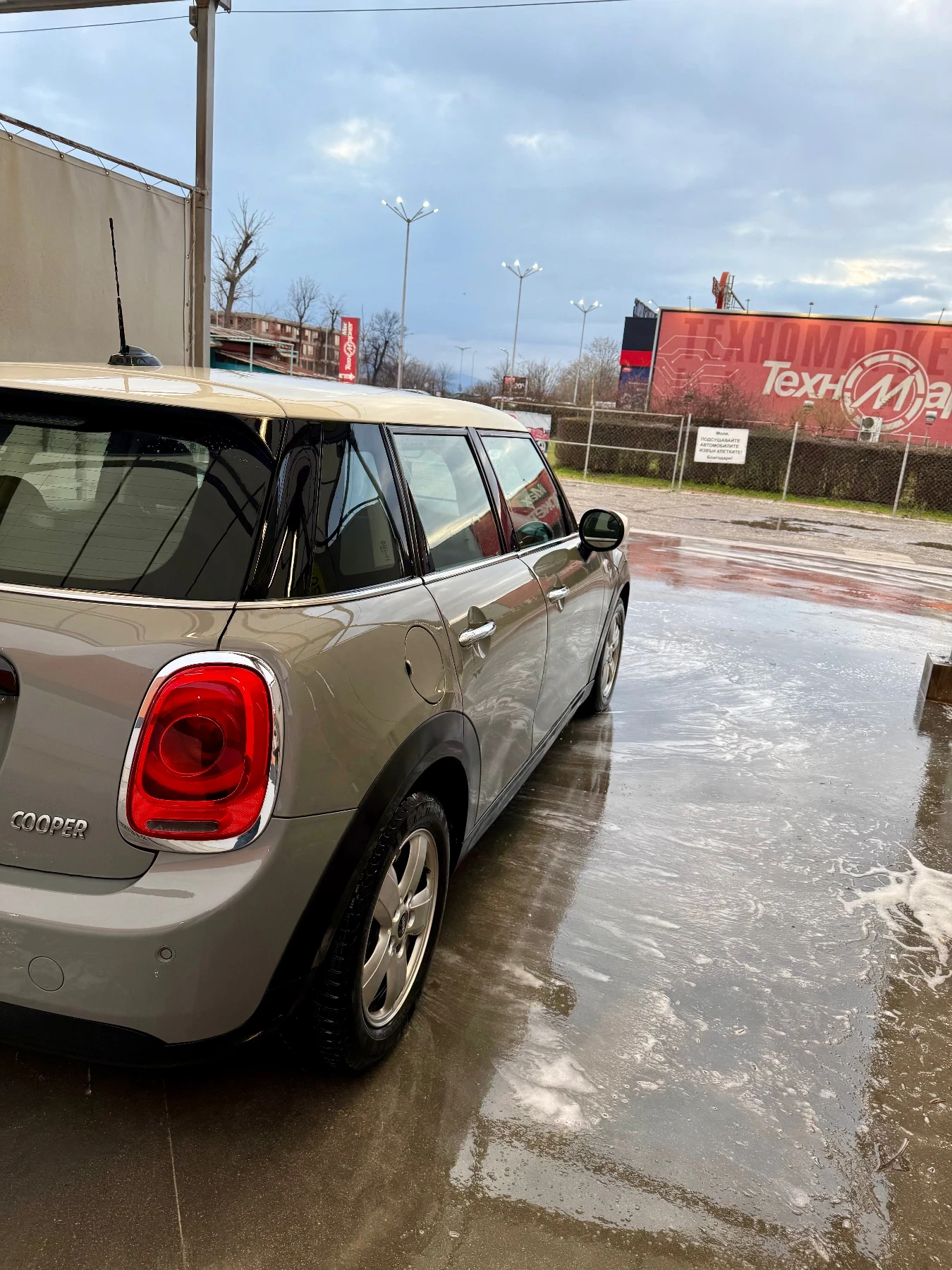 Mini Cooper 5 Door, снимка 6 - Автомобили и джипове - 54183202