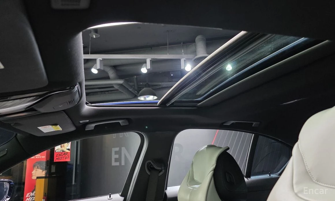 BMW 320 d M-Sport Plus* HARMAN KARDON* HEAD-UP* 360 CAM* , снимка 17 - Автомобили и джипове - 54220480