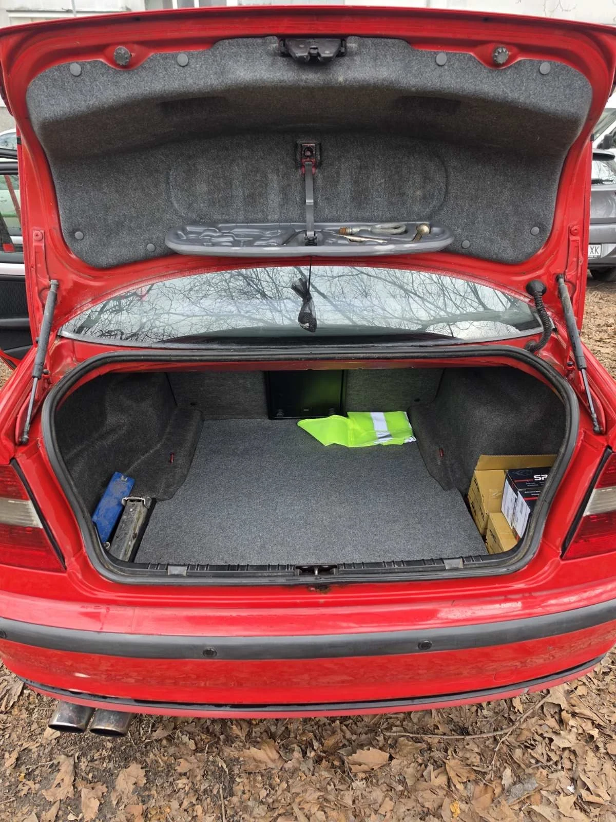 BMW 320, снимка 6 - Автомобили и джипове - 54240222