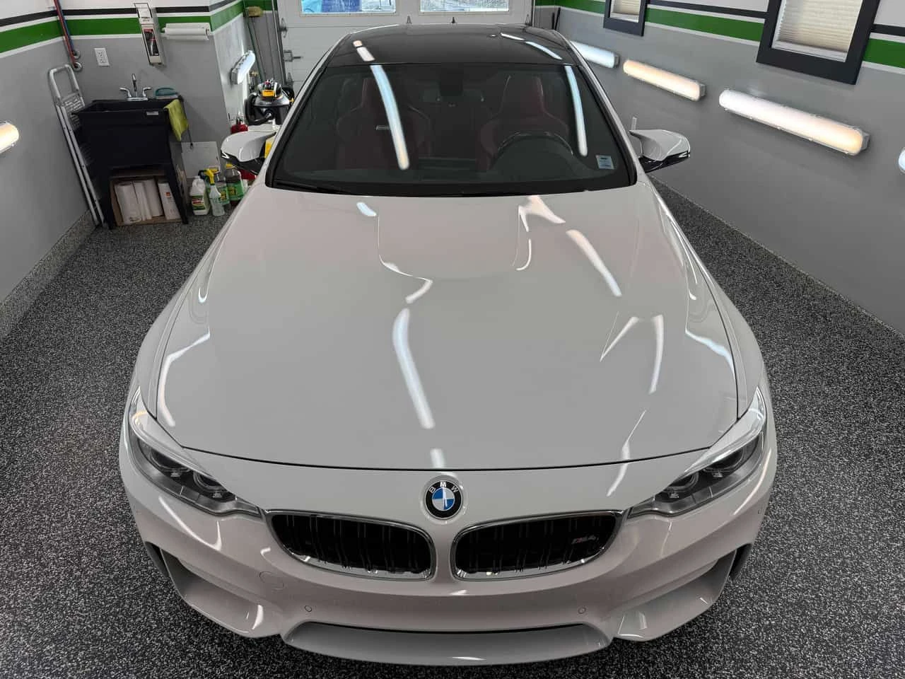 BMW M4 * Harman Kardon * Червен салон * Карбонов таван * , снимка 6 - Автомобили и джипове - 54242763