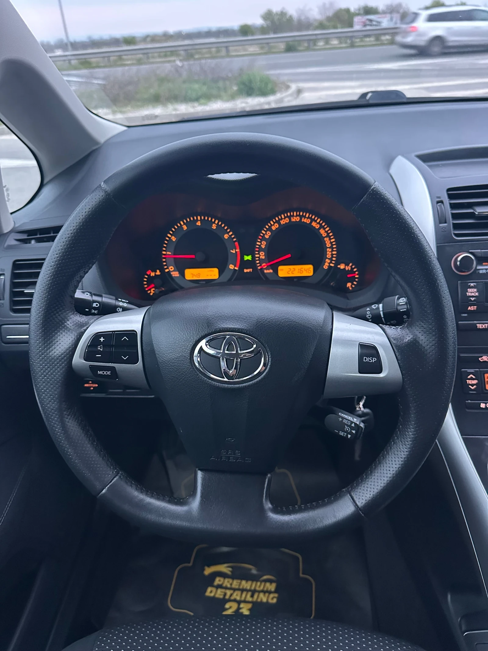 Toyota Auris 1.6Vvti/Facelift/Evro5/ГЕРМАНИЯ, снимка 8 - Автомобили и джипове - 54317821