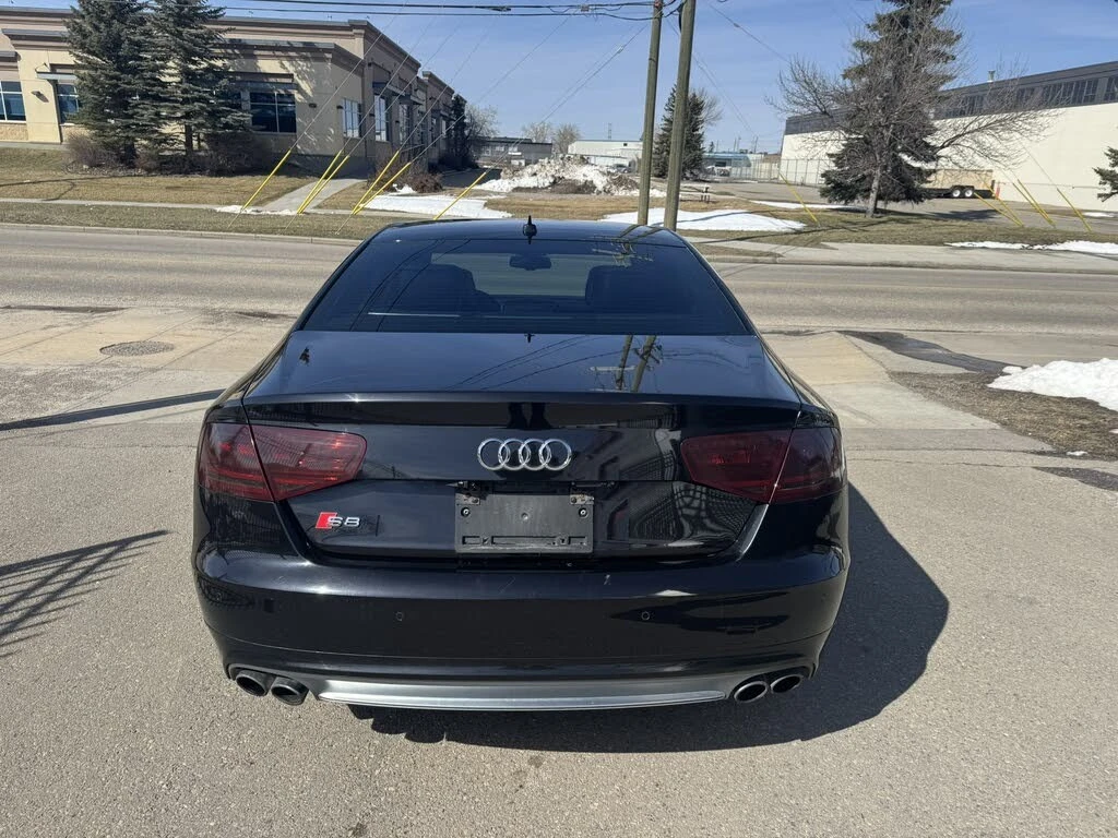 Audi S8 ПАМЕТ* 360 КАМЕРА* ОБДУХВАНЕ* ПОДГРЕВ, снимка 7 - Автомобили и джипове - 54336125