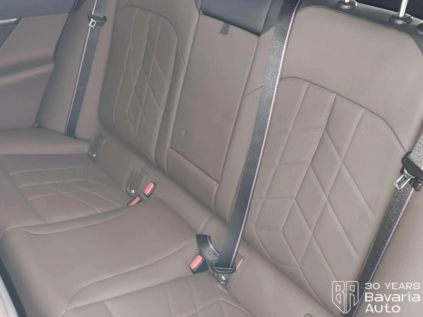 BMW i5 40 eDrive Touring M Sport Paket , снимка 8 - Автомобили и джипове - 54345216