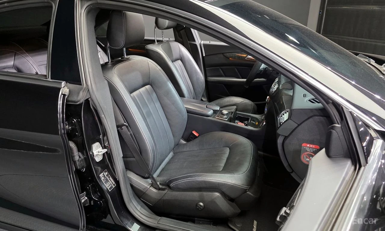 Mercedes-Benz CLS 350 AMG SPORT PACK* КОЖА* ПОДГРЕВ* ОБДУХВ* ПАНО* , снимка 11 - Автомобили и джипове - 54439352