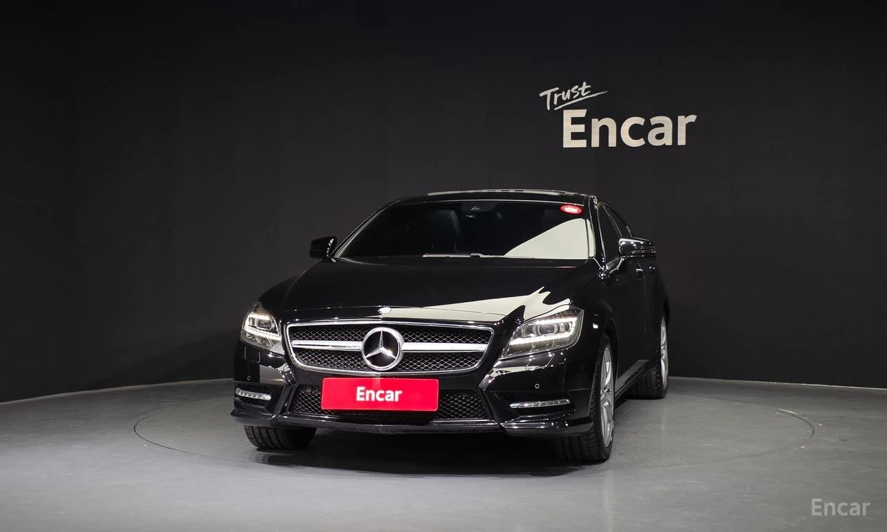 Mercedes-Benz CLS 350 AMG SPORT PACK* КОЖА* ПОДГРЕВ* ОБДУХВ* ПАНО* , снимка 3 - Автомобили и джипове - 54439352