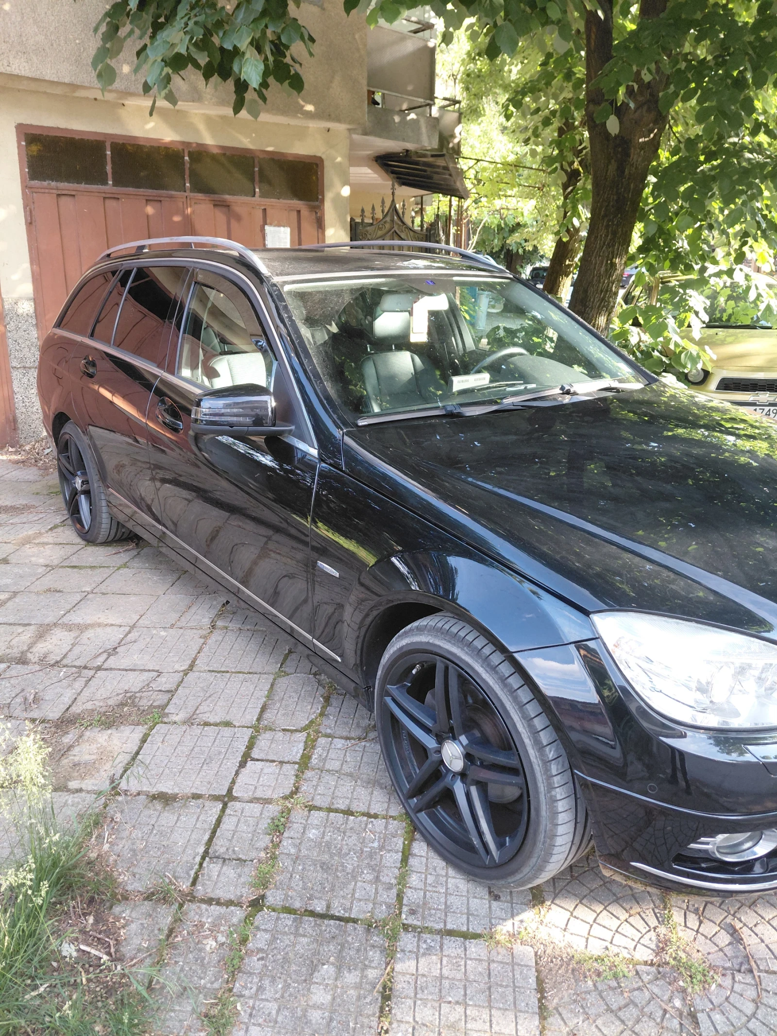 Mercedes-Benz C 220, снимка 16 - Автомобили и джипове - 54496400