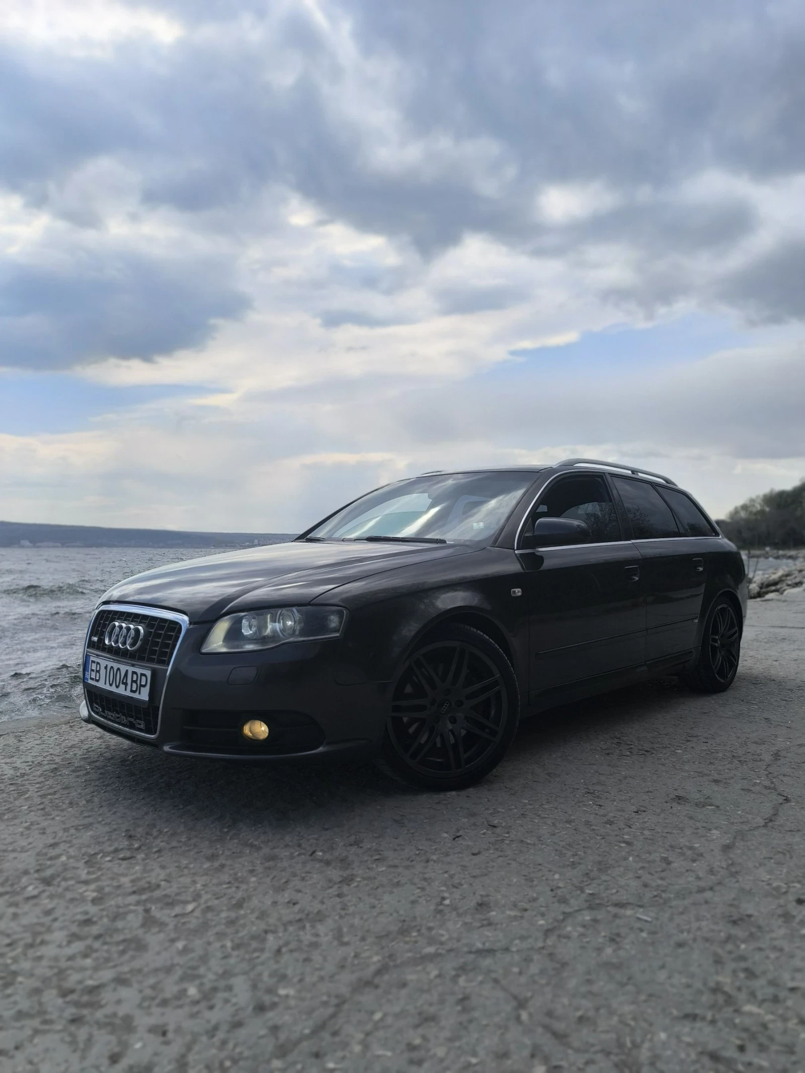 Audi A4, снимка 3 - Автомобили и джипове - 54891864