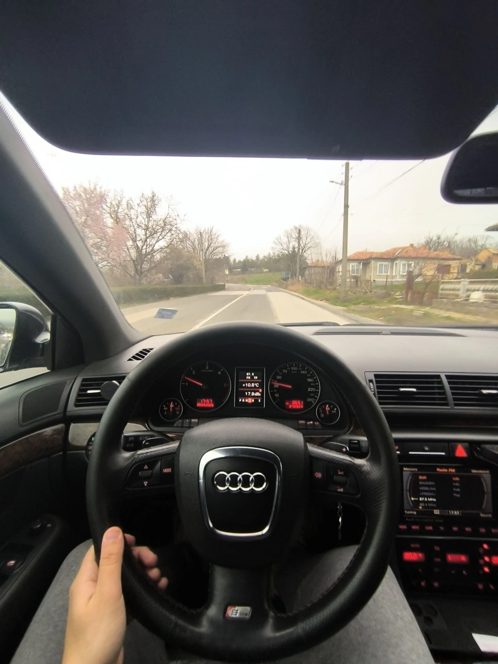 Audi A4, снимка 8 - Автомобили и джипове - 54891864