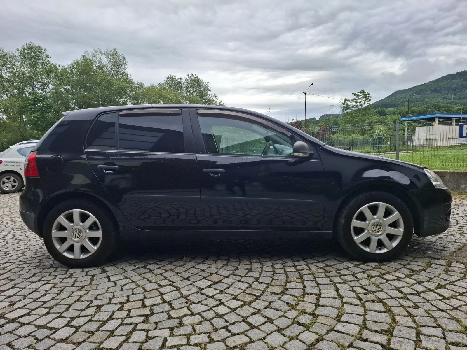 VW Golf 1.9TDI-105к.с.ОТЛИЧНА!!!, снимка 6 - Автомобили и джипове - 54962260