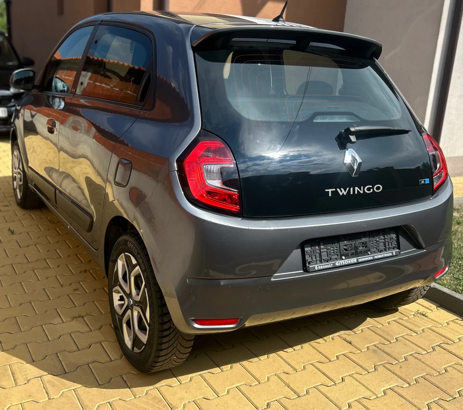 Renault Twingo E-Tech Twingo 2022/60kW-130km, снимка 7 - Автомобили и джипове - 55010187