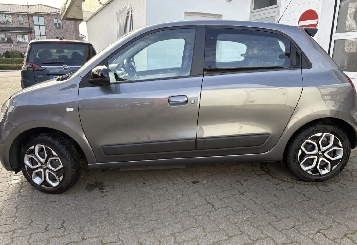 Renault Twingo E-Tech Twingo 2022/60kW-130km, снимка 4 - Автомобили и джипове - 55010187