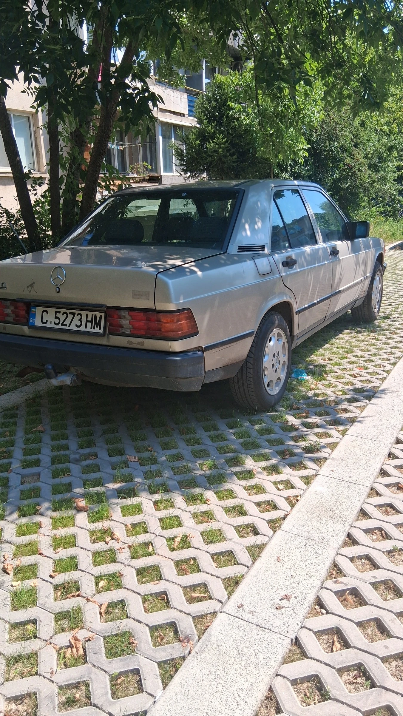 Mercedes-Benz 190, снимка 3 - Автомобили и джипове - 55310889