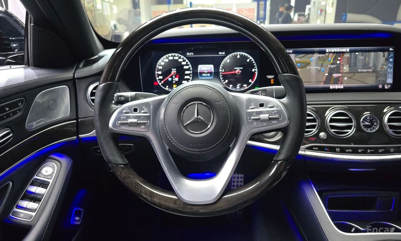 Mercedes-Benz S 350 4MATIC* AMG LINE* BURMESTER* МАСАЖ* КРАЙНА ЦЕНА, снимка 10 - Автомобили и джипове - 55534099