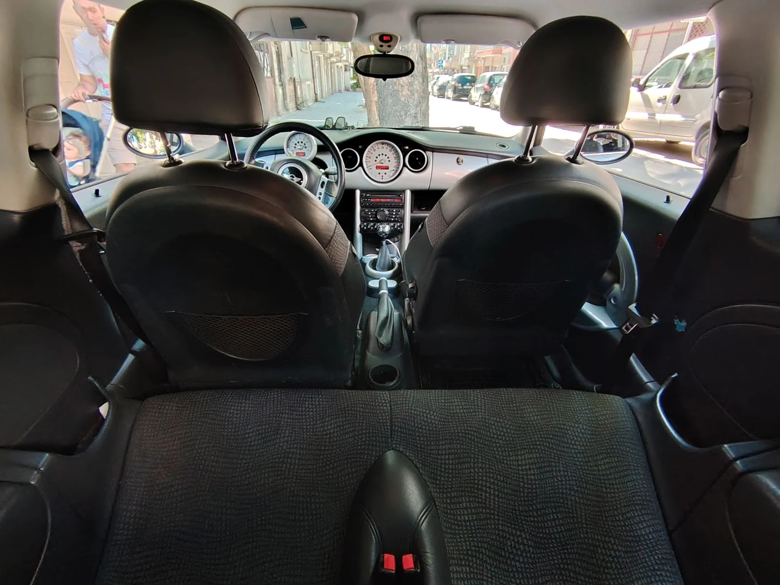 Mini One 1.6, снимка 8 - Автомобили и джипове - 55927826