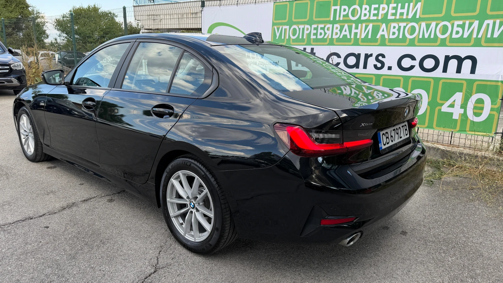 BMW 320 d xDrive Първи собственик от България с ДДС, снимка 5 - Автомобили и джипове - 55942427
