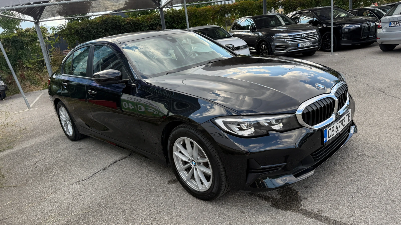 BMW 320 d xDrive Първи собственик от България с ДДС, снимка 2 - Автомобили и джипове - 55942427