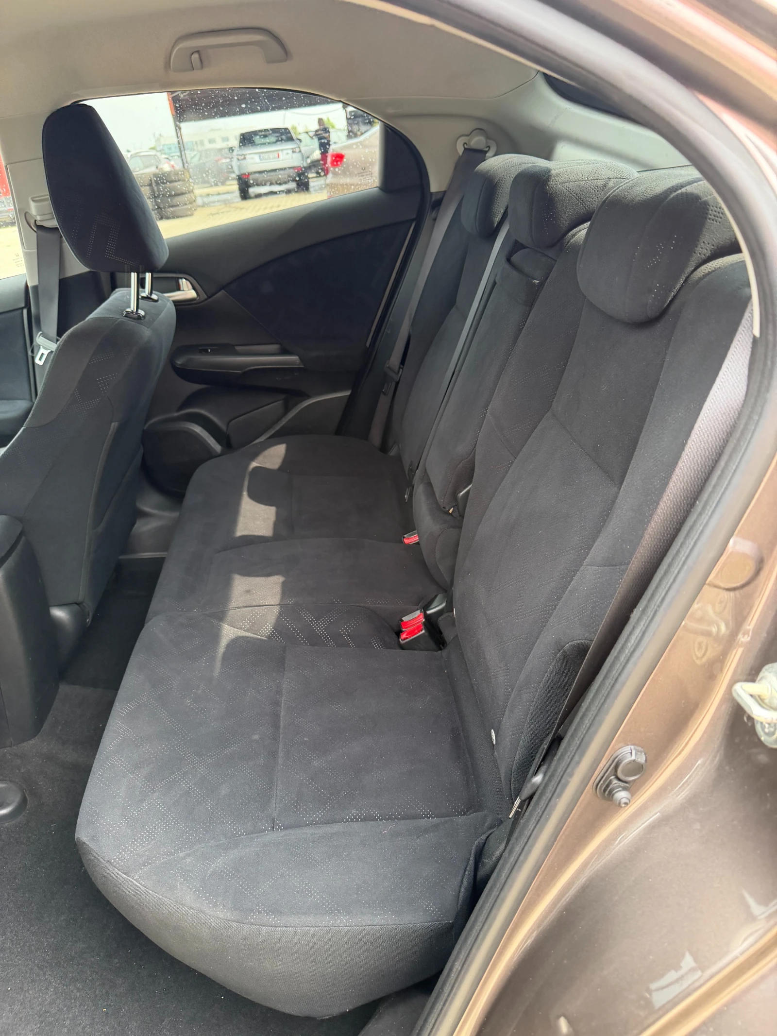 Honda Civic 2.2DTEC KAMERA EURO 5, снимка 10 - Автомобили и джипове - 56165880