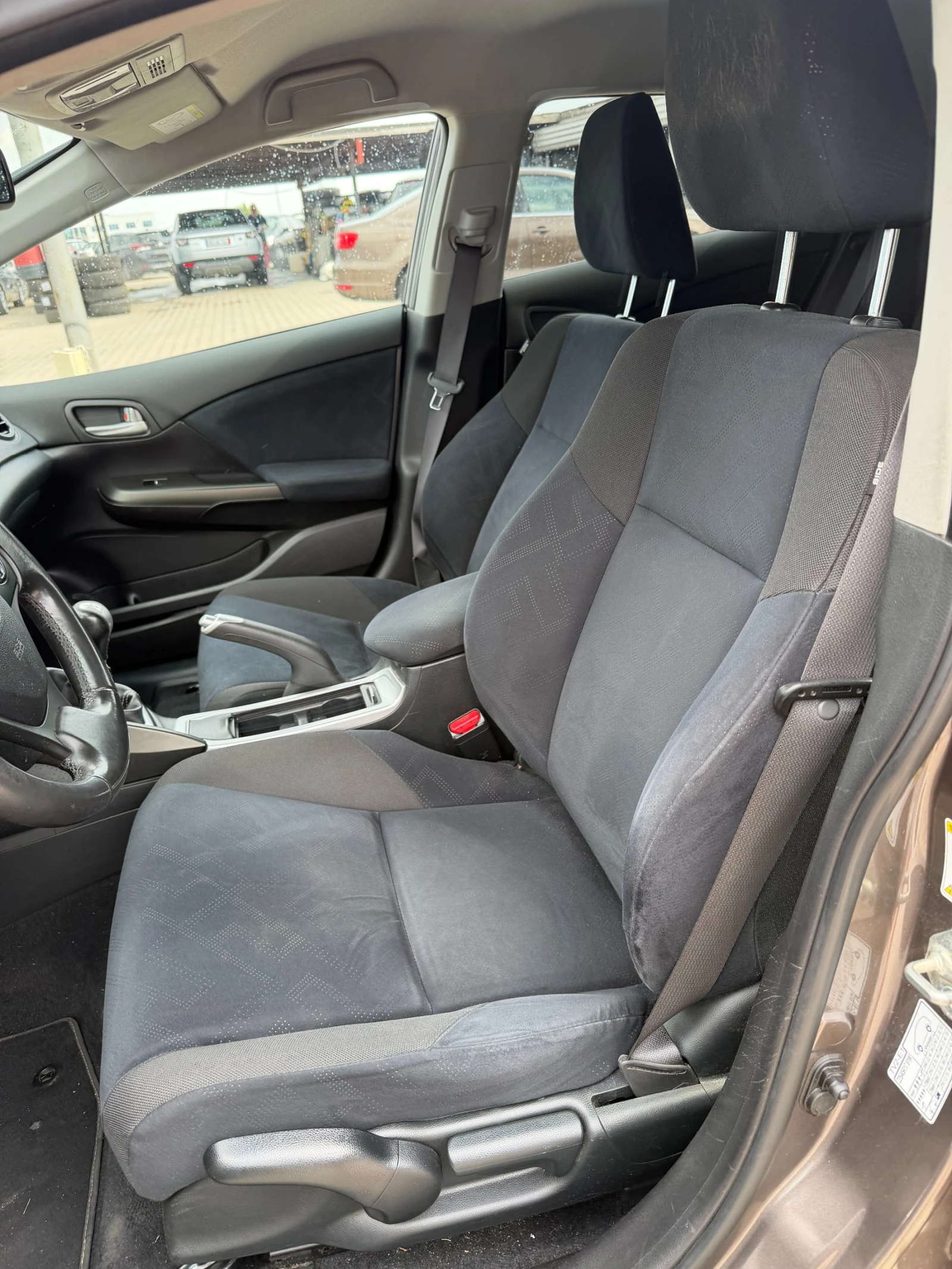 Honda Civic 2.2DTEC KAMERA EURO 5, снимка 12 - Автомобили и джипове - 56165880
