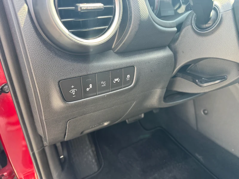 Hyundai Kona 1.6 177к.с. T-GDI, снимка 10 - Автомобили и джипове - 49974920