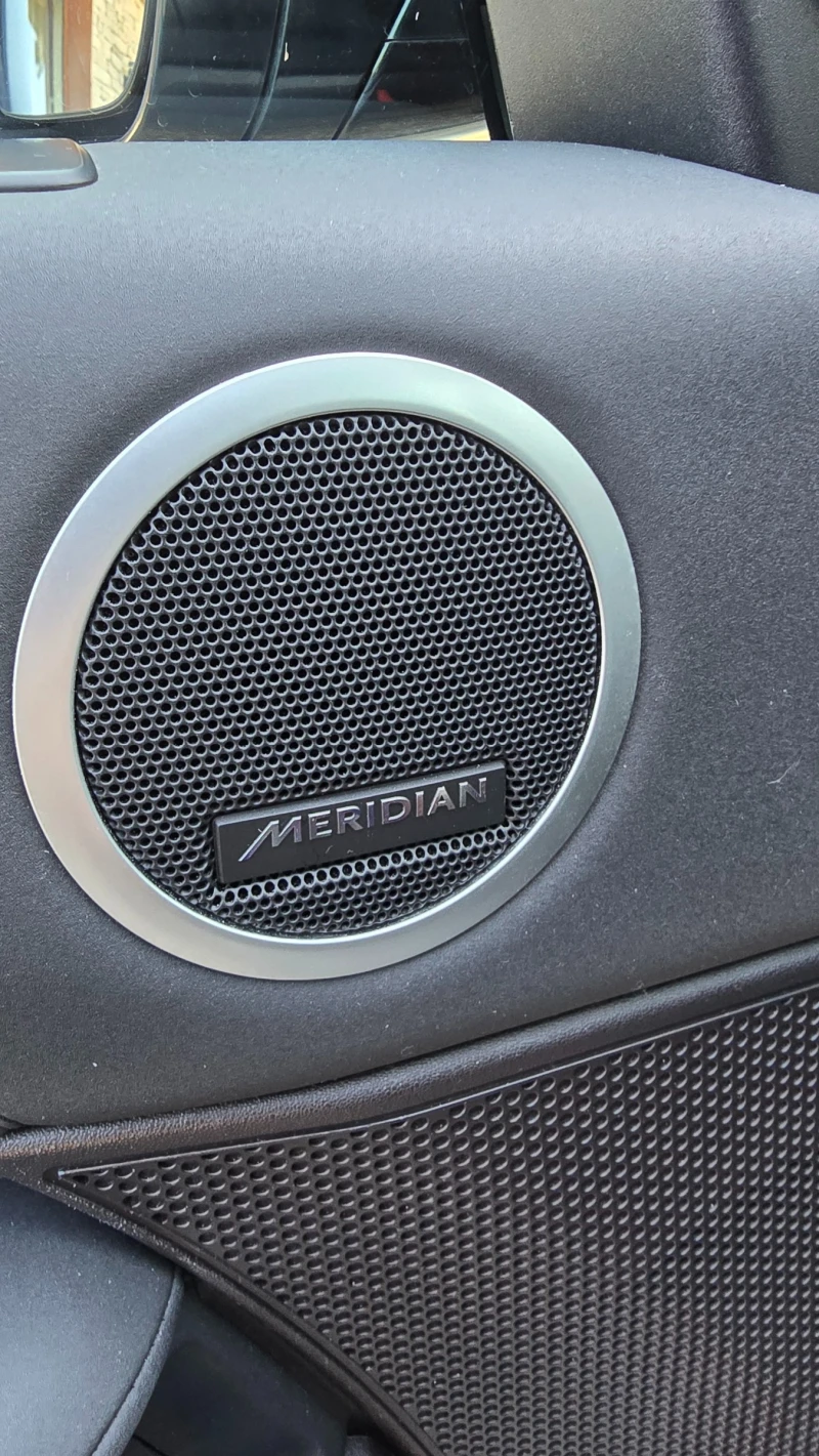 Land Rover Discovery HSE, снимка 5 - Автомобили и джипове - 52150158