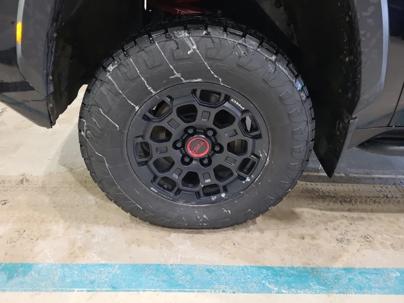 Toyota Tundra * LIMITED HYBRID * CARFAX * ФИНАНСИРАНЕ, снимка 14 - Автомобили и джипове - 53032009