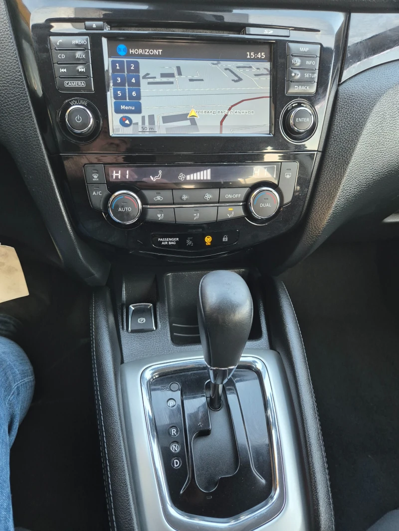 Nissan Qashqai 1.6DCI EURO6B ITALY NAVI TOP, снимка 13 - Автомобили и джипове - 53192080