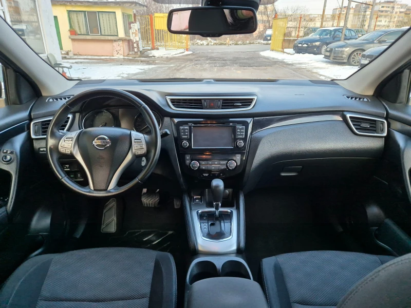 Nissan Qashqai 1.6DCI EURO6B ITALY NAVI TOP, снимка 10 - Автомобили и джипове - 53192080