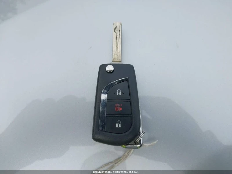 Toyota Rav4 HYBRID LE, снимка 10 - Автомобили и джипове - 53202845