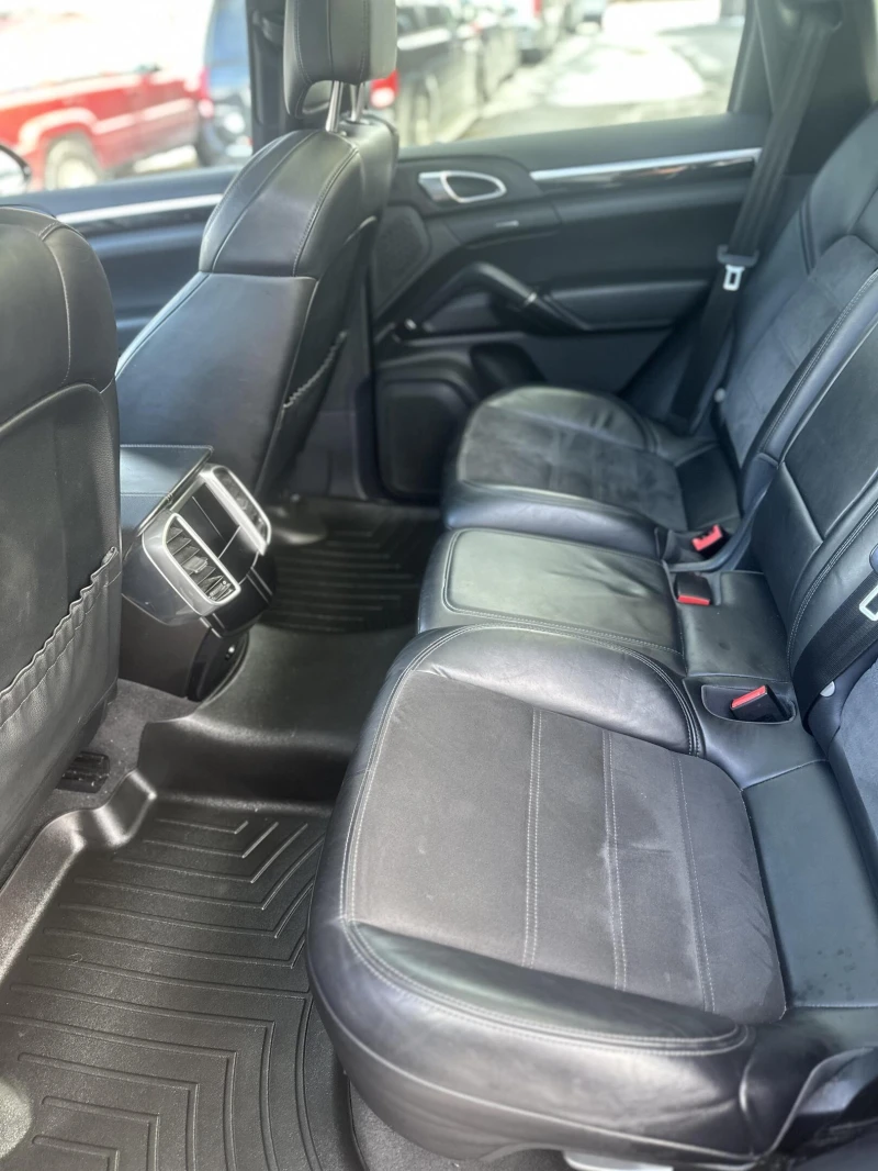 Porsche Cayenne * CARFAX* АВТО КРЕДИТ, снимка 8 - Автомобили и джипове - 53260083