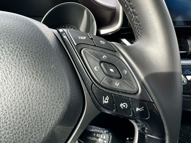 Toyota C-HR 1.8 Hybrid, Реални км, снимка 16 - Автомобили и джипове - 53559334