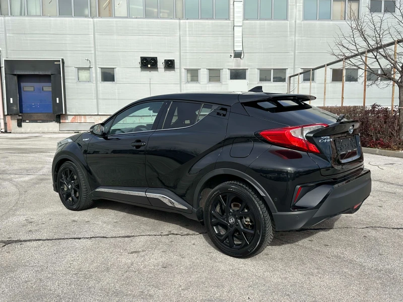 Toyota C-HR 1.8 Hybrid, Реални км, снимка 3 - Автомобили и джипове - 53559334