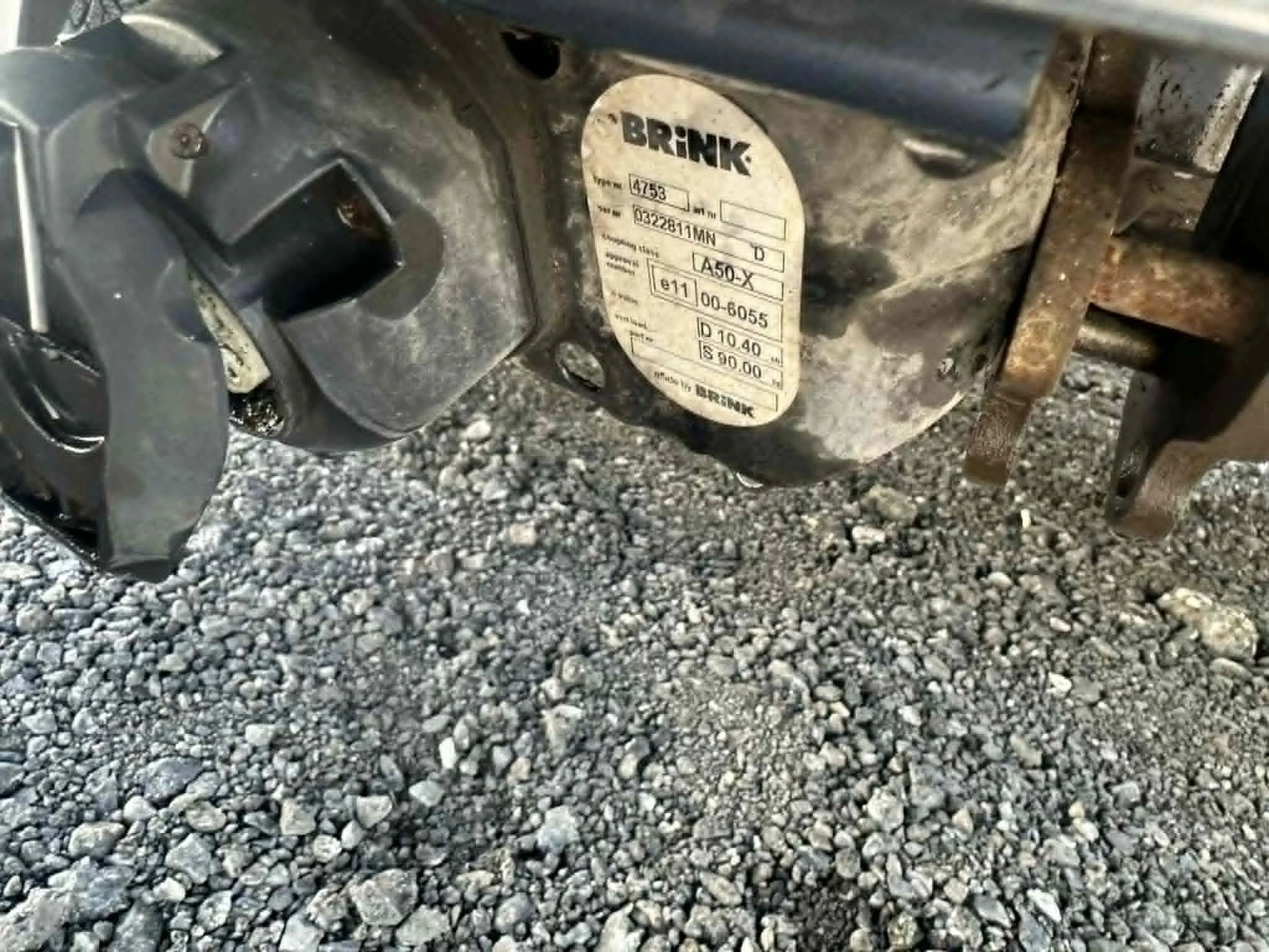 Toyota Rav4 2.2 D-4d 136к.с НА ЧАСТИ, снимка 13 - Автомобили и джипове - 52982213