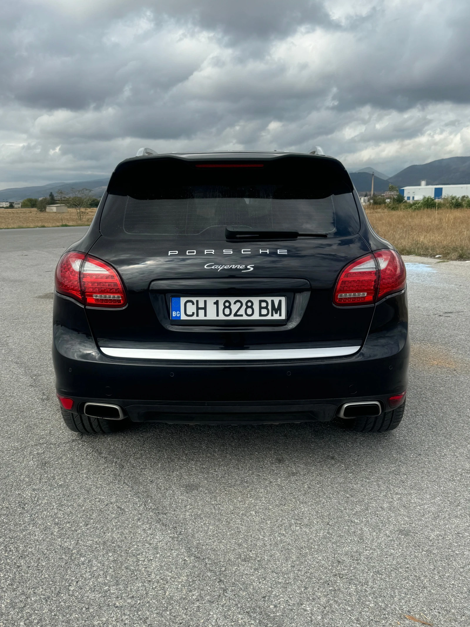 Porsche Cayenne S - изображение 8