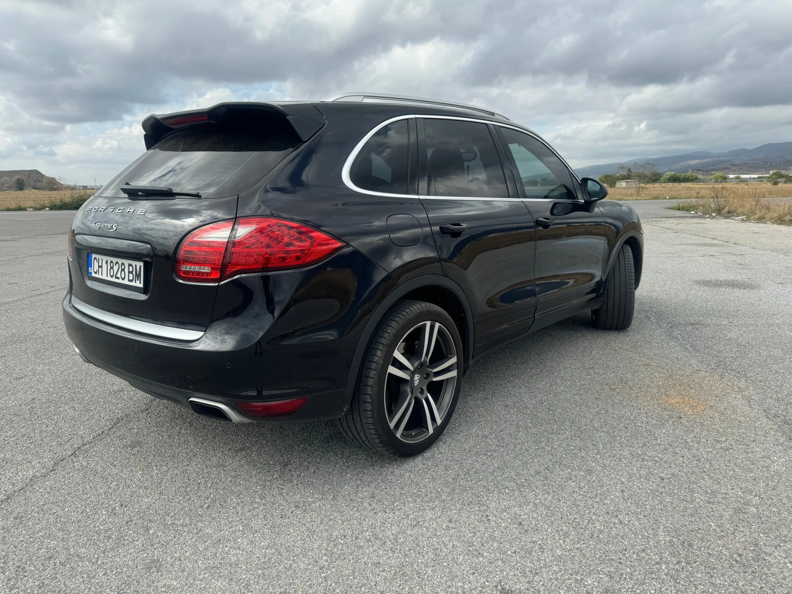 Porsche Cayenne S - изображение 7