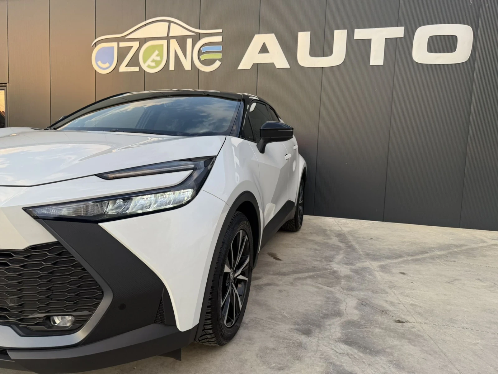 Toyota C-HR 1.8 HYBRID SALE - изображение 4