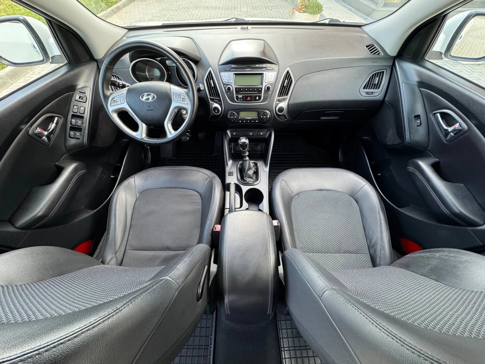 Hyundai IX35 1.7 CRDi / KOJA / PODGREV / PARKTRONIC/ EURO 5B - изображение 9