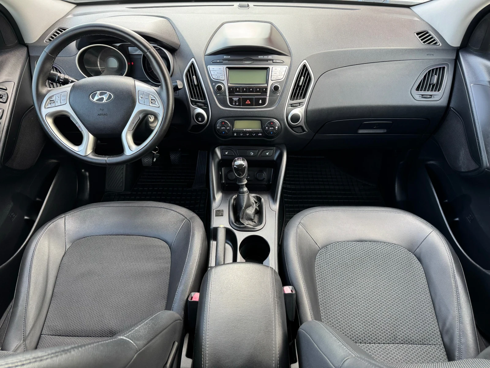 Hyundai IX35 1.7 CRDi / KOJA / PODGREV / PARKTRONIC/ EURO 5B - изображение 10