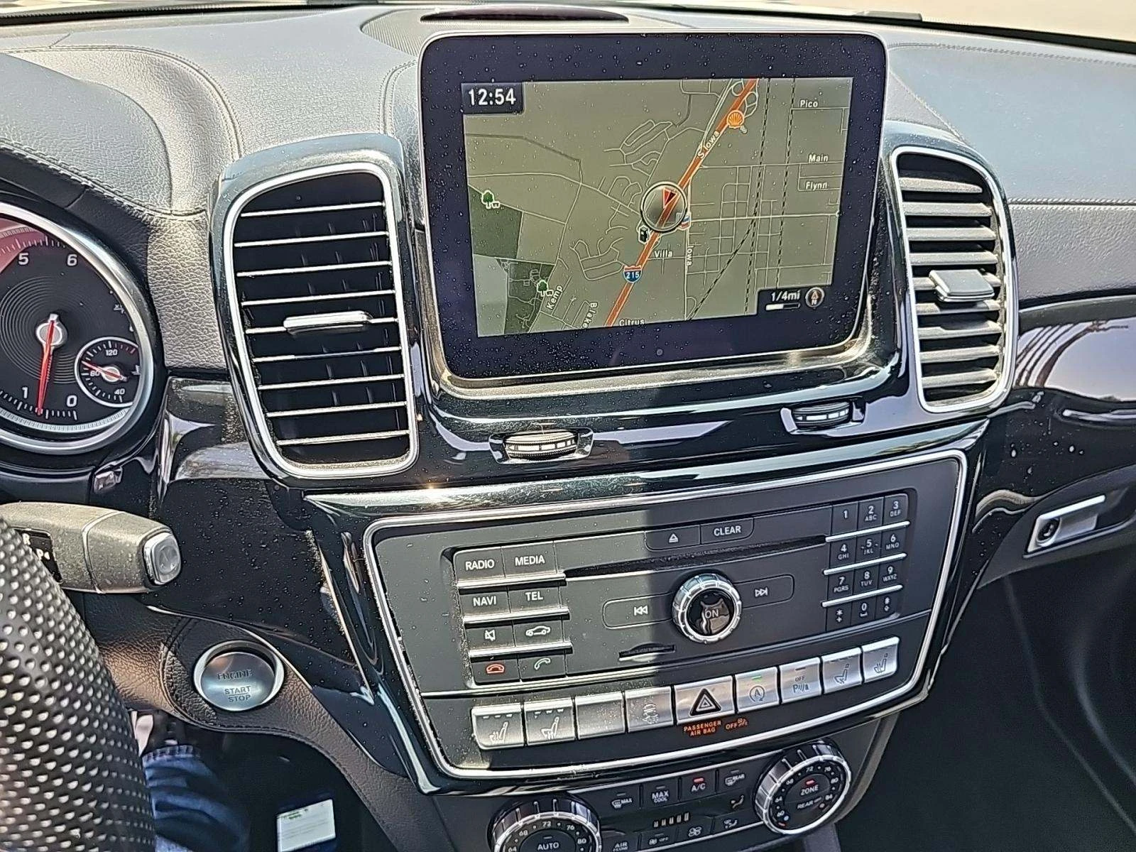 Mercedes-Benz GLS 500 4MATIC AMG* H/K* DISTRONIC* PANO* KEYLESS - изображение 7