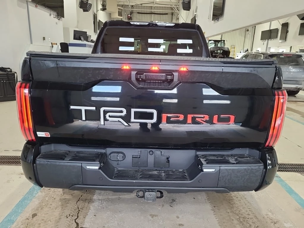 Toyota Tundra * LIMITED HYBRID * CARFAX * ФИНАНСИРАНЕ - изображение 6