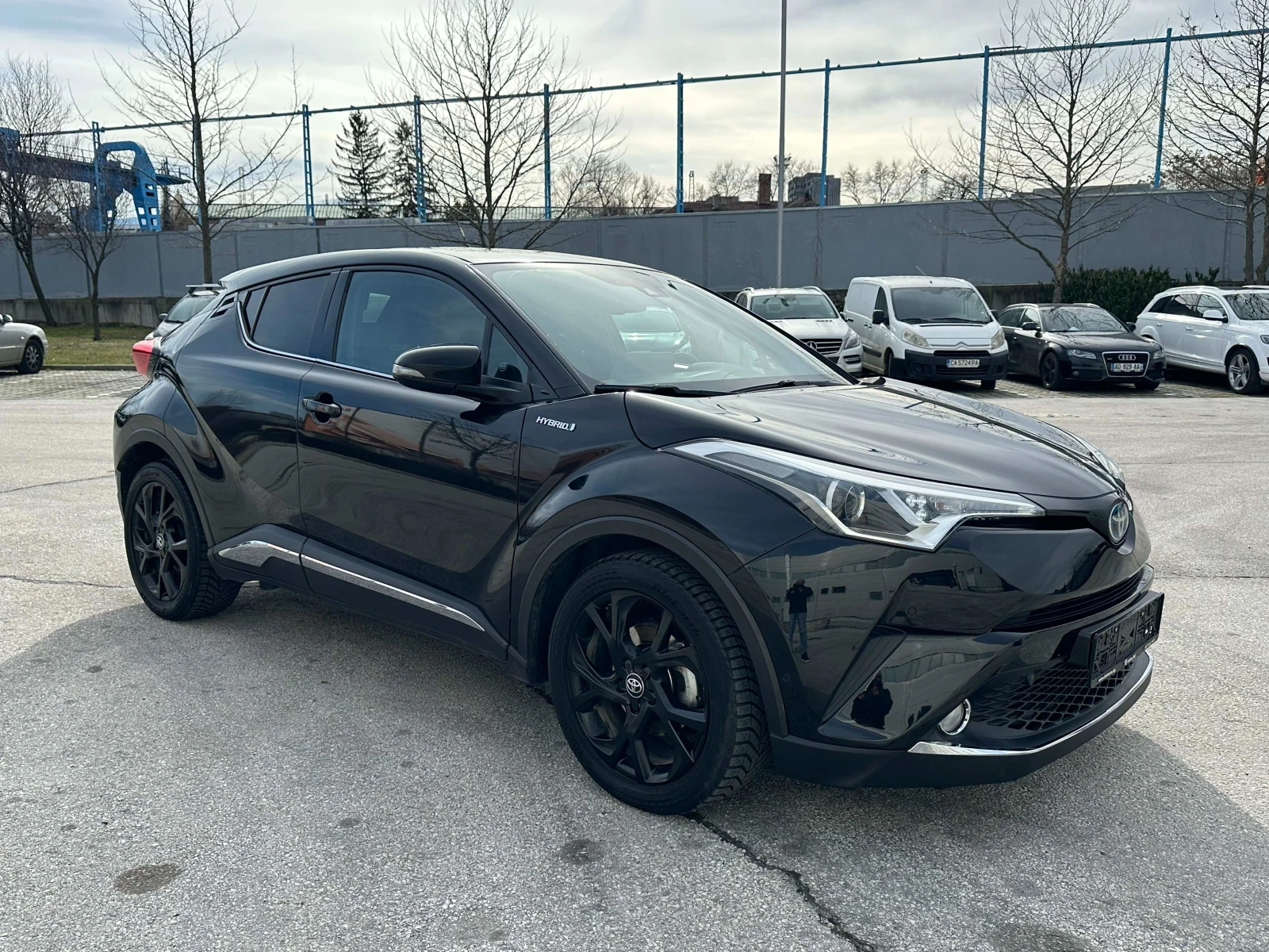 Toyota C-HR 1.8 Hybrid, Реални км - изображение 6