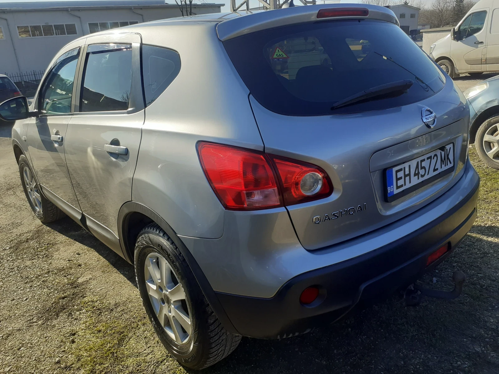 Nissan Qashqai, снимка 4 - Автомобили и джипове - 54506889