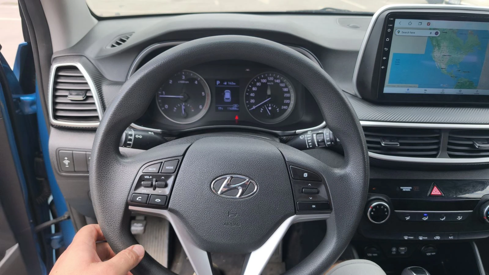 Hyundai Tucson, снимка 12 - Автомобили и джипове - 54961415